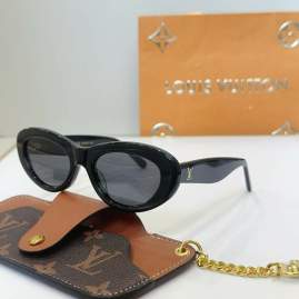 Picture of Louis Vuitton Sunglasses _SKUfw76770638fw
